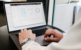 The Scientific Principles of Data Visualization